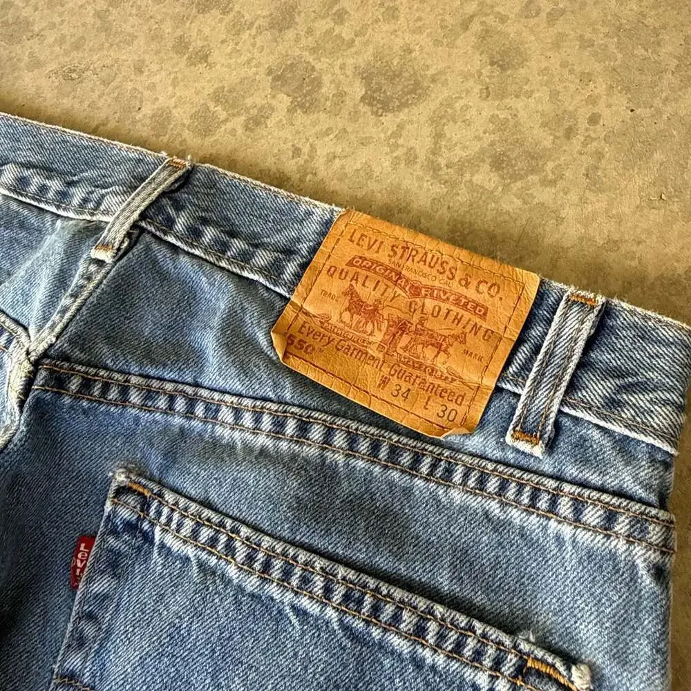 Vintage 90’s Levi's 550 Relaxed Fit Made in USA Denim Jeans